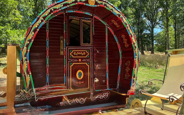 2 Guests - Pet Friendly - Traditional Gypsy Vardo