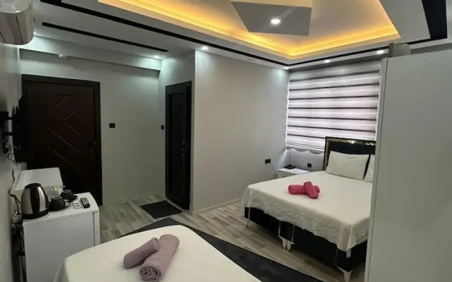 Hotel Sandra