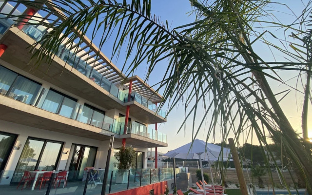Azahar Beach Apartments
