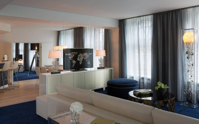 Renaissance Hamburg Hotel