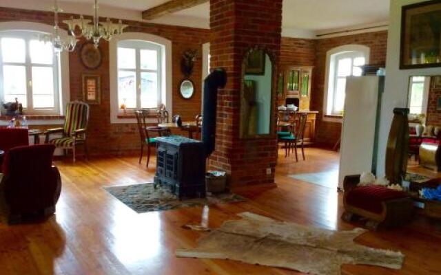 Straszny Dwor - Haunted Manor