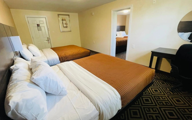 Falls Lodge and Suites