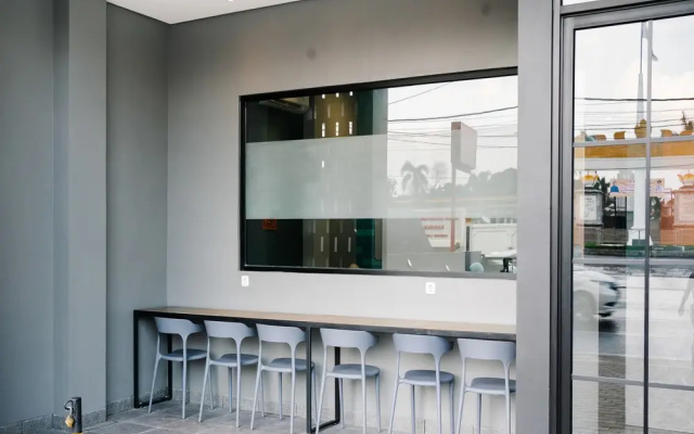 RedDoorz Plus @ Kedaton Lampung