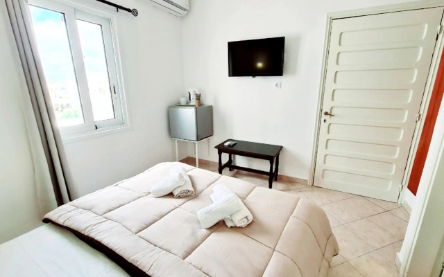 Avra Rooms
