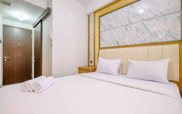 Cozy And Homey Studio Room Transpark Cibubur Apartment