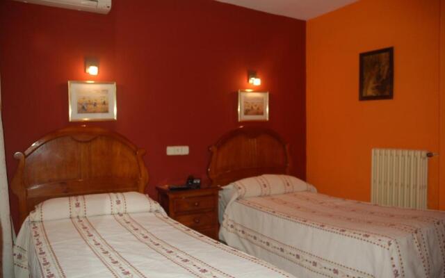 Hostal Residencia Castilla