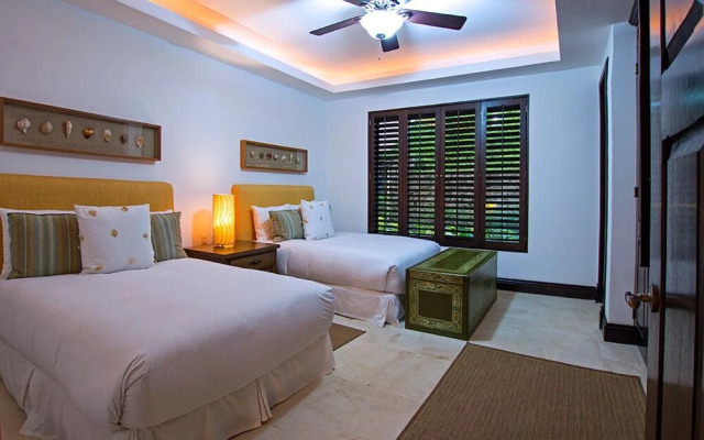 Comfortable 4 Bedroom Condo