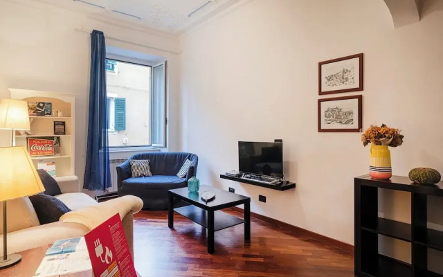 Santa Chiara Apartment