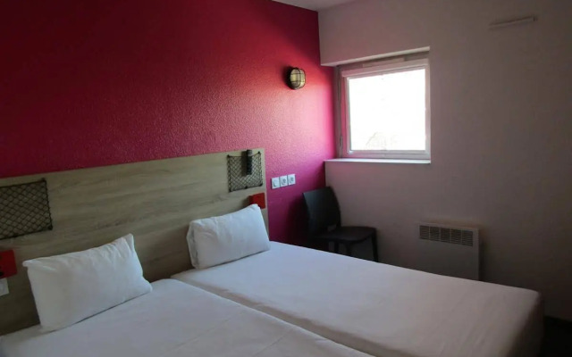 hotelF1 Igny Massy TGV