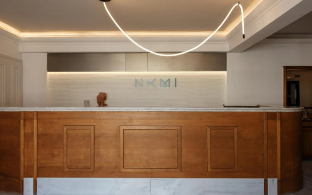 Nami Hotel & Suites