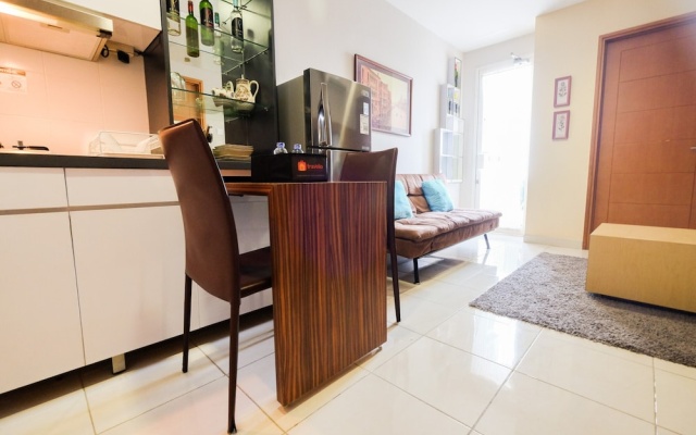 2br Apartment at Cinere Bellevue Suites Near Shopping Mall – Guest Rooms – Depok
