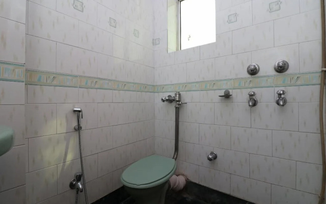 Hotel Shanti Inn By OYO Rooms