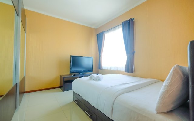Best Location 1BR Apartment at Thamrin Residence