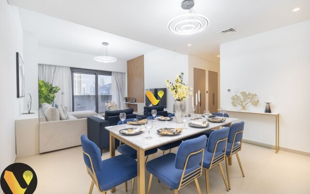 Vogue Downtown - Act 1 Act 2