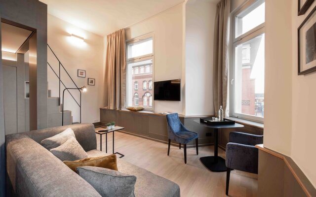 OBERDECK Studio Apartment House