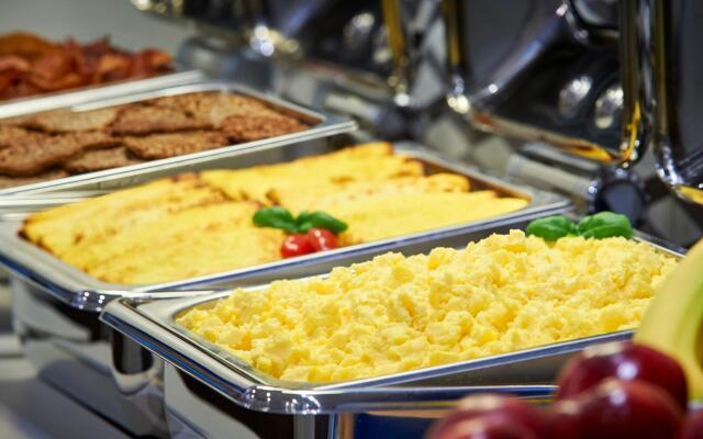 Holiday Inn Express Sarnia - Point Edward by IHG