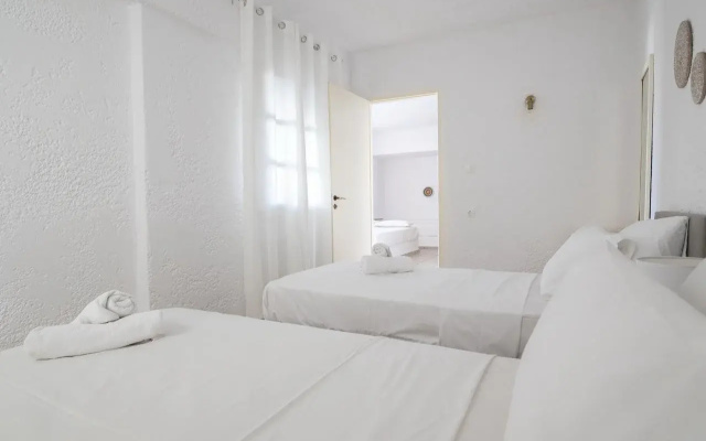 Hesperia Apartments
