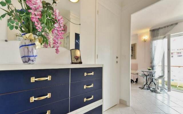 Apartment with One Bedroom in Cannes, with Wonderful City View, Furnished Terrace And Wifi - 800 M From the Beach - Apartment in Cannes - Photo 4