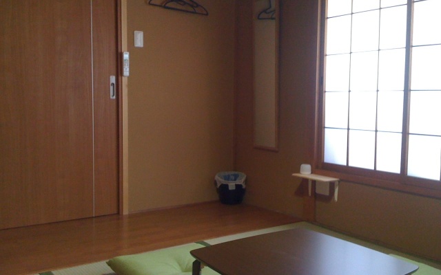Harmony Guest House – Guest Rooms – Higashiosaka