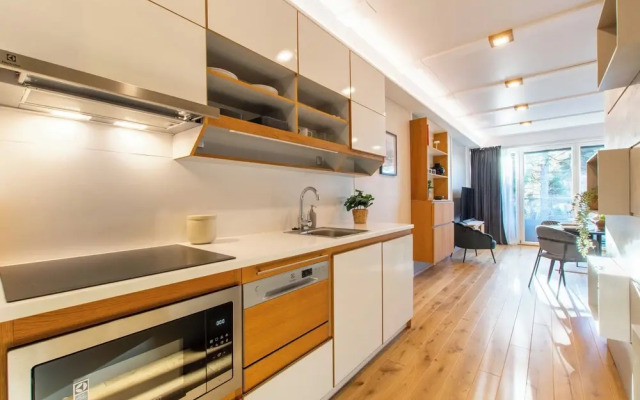Uptown Hotel Apartments