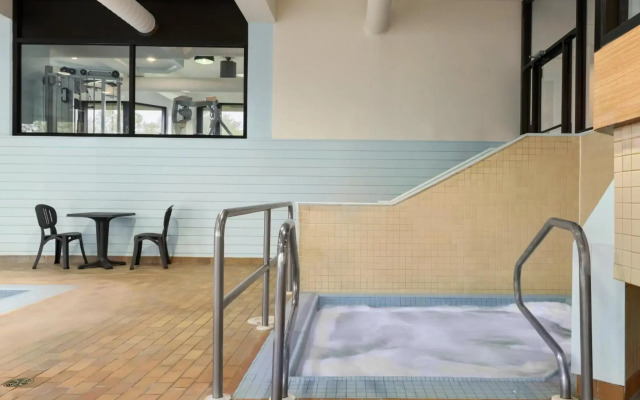 Travelodge by Wyndham Sydney