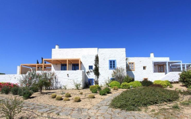 Aliki Beach House