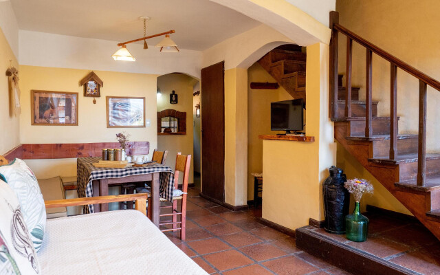 Reina Mariana Bungalows