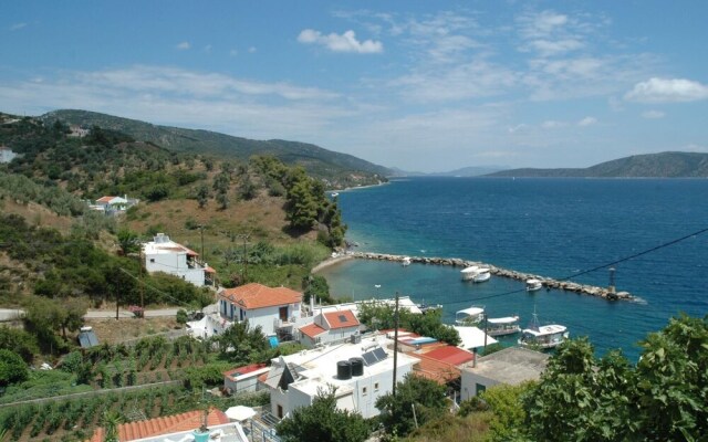 Agnanti Hotel Alonissos Triple Room Sea View