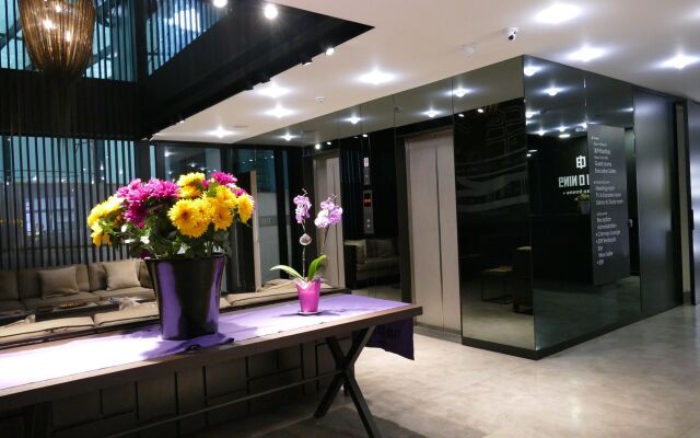 Three ONine Urban House
