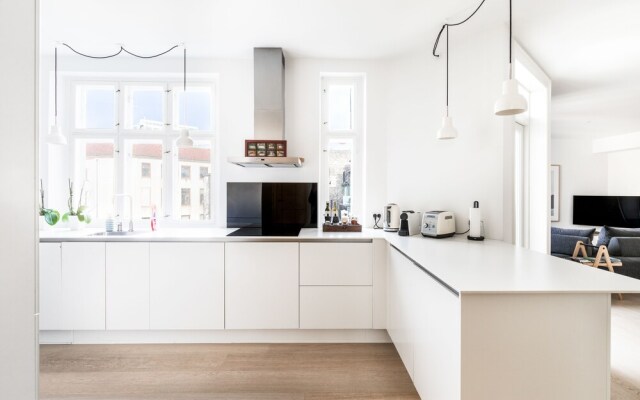 Dinesen Collection Luxury Condos By Royal Danish Theatre