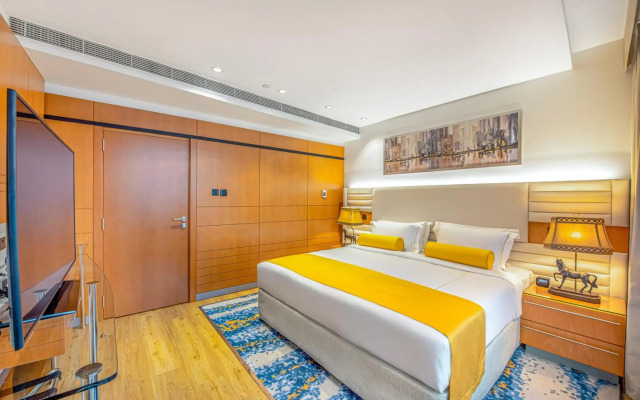 Отель Mövenpick Dubai Creek