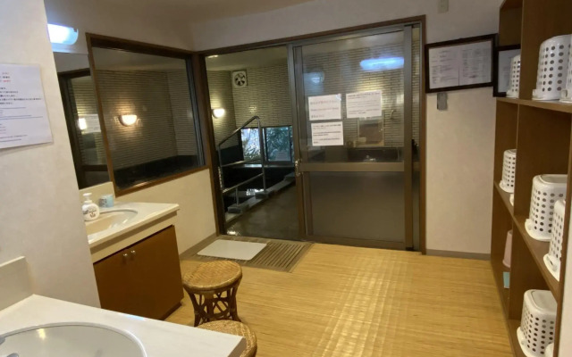 Atami Onsen GUEST HOUSE MEGUMI - Hostel