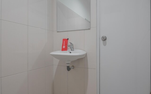 RedDoorz near Living Plaza Balikpapan