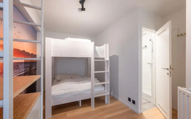 Apt by Duinbergen Beach