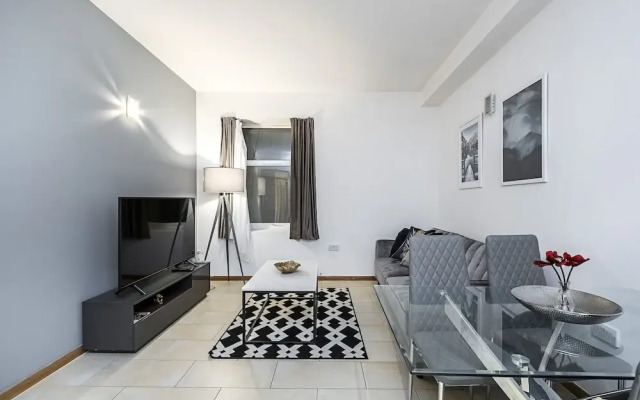 Laystall Apartment