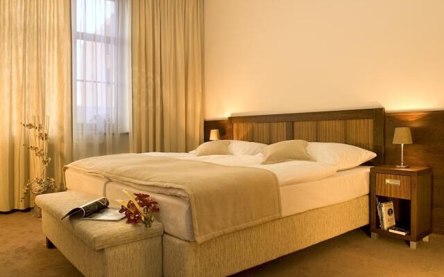 Hotel Academic