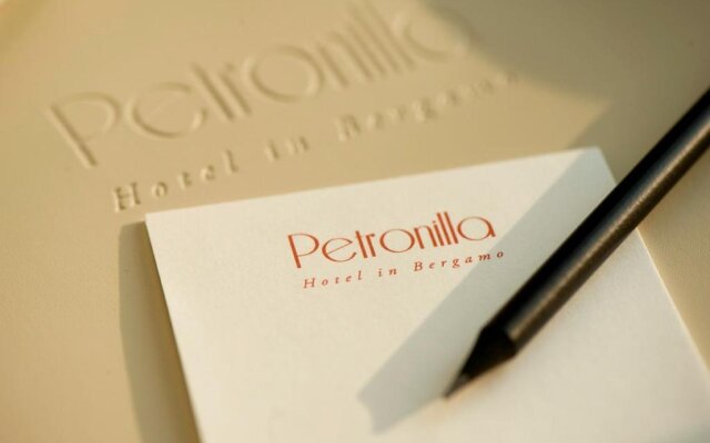 Petronilla - Hotel in Bergamo