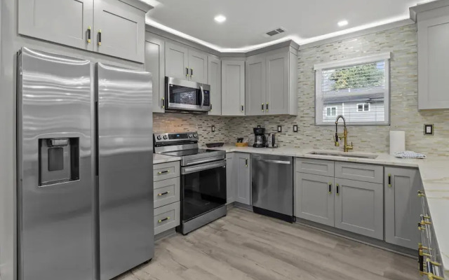 Charlotte Retreat Luxury 4BR Heaven