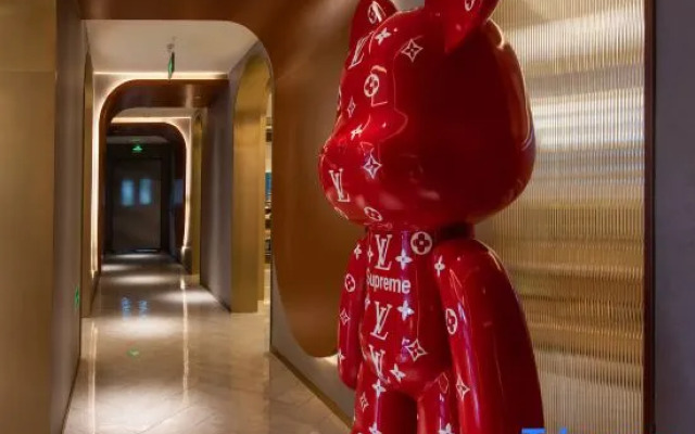 PALACE HOTELS（Beijing Datun Road East Subway Station Beijing's Bird Nest）