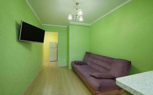 Апартаменты на улице Крайнего 4