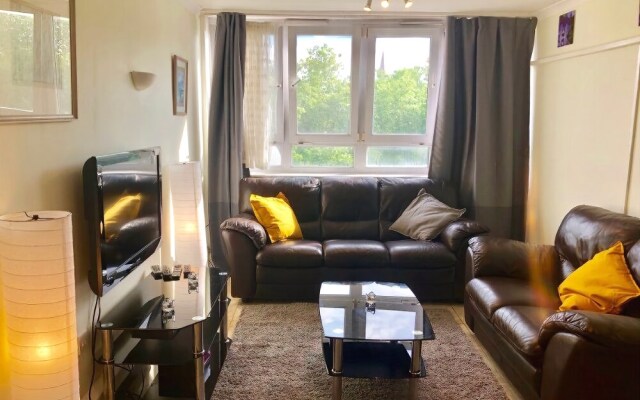 Central 2 Bed Apt Next To Victoria Station