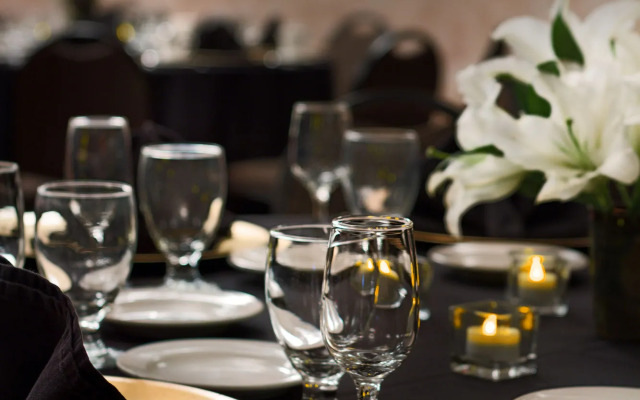 Clubhouse Hotel Suites Sioux Falls