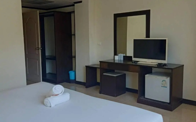 OYO 566 Princess Park Hotel
