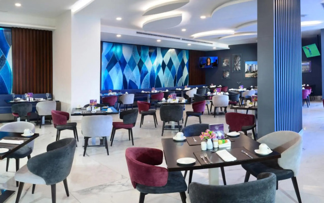 Hotel Guadalajara Country Club by HNF