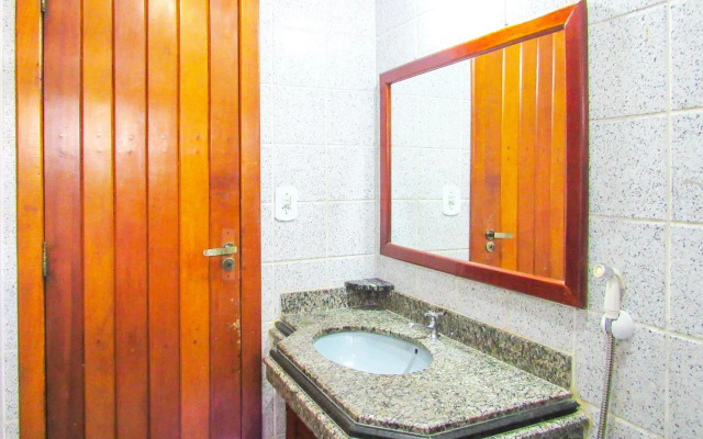 Casa com 4 Suítes, Piscina, Área Gourmet e Wifi