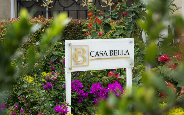 Casa Bella Suites