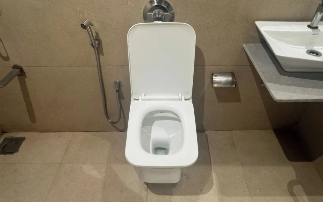 Hotel Sahara Residency