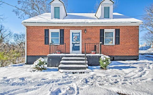 Charming Central Lynchburg Hideout w/ Patio!