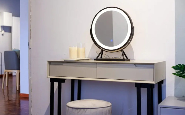 Star Regency by Plush