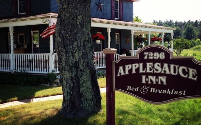 Applesauce Inn B&B